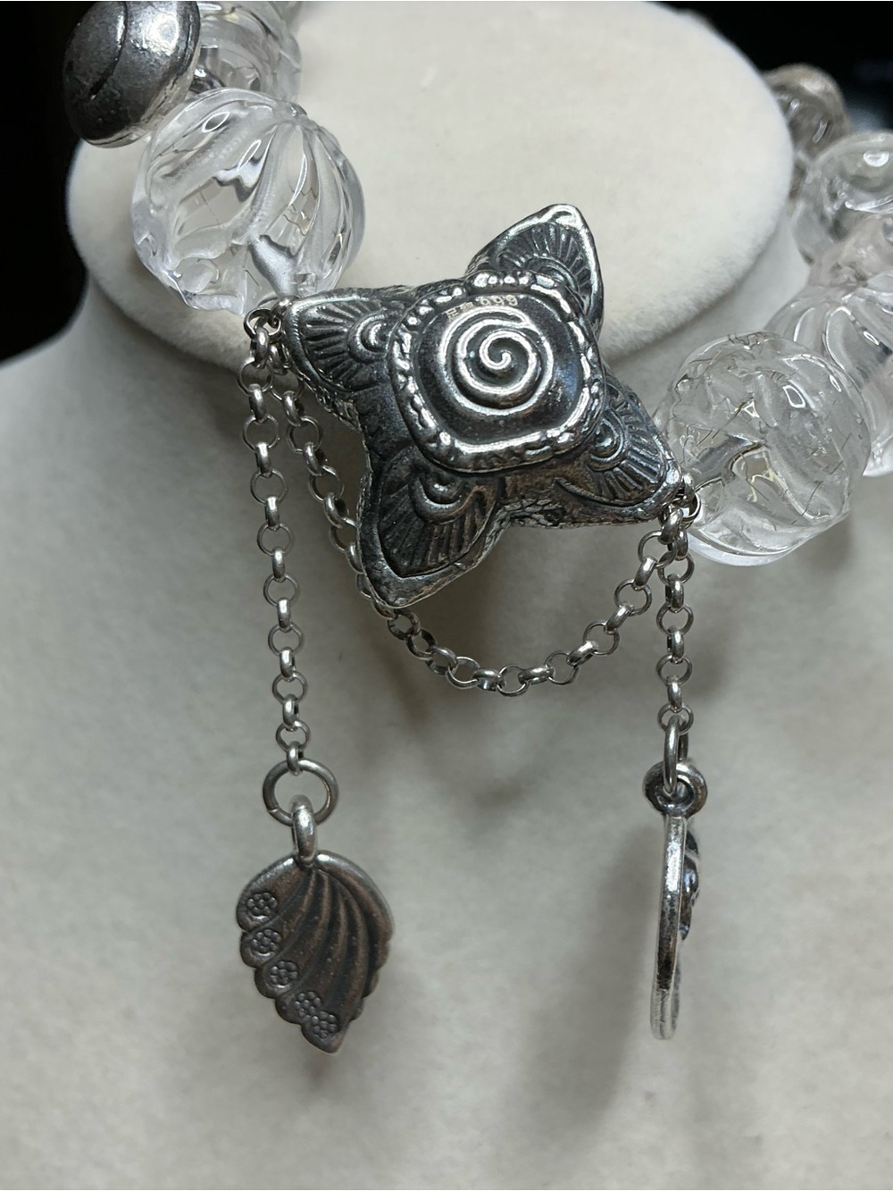 Nine Tail Fox Clear Quartz Gold Rutile Beads with 999 Silver Star Accent - Picture 4 of 9